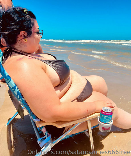 satanpanties666free étoile adulte photos