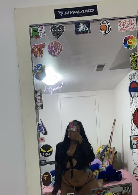 ineedsumfok haut étoile collection