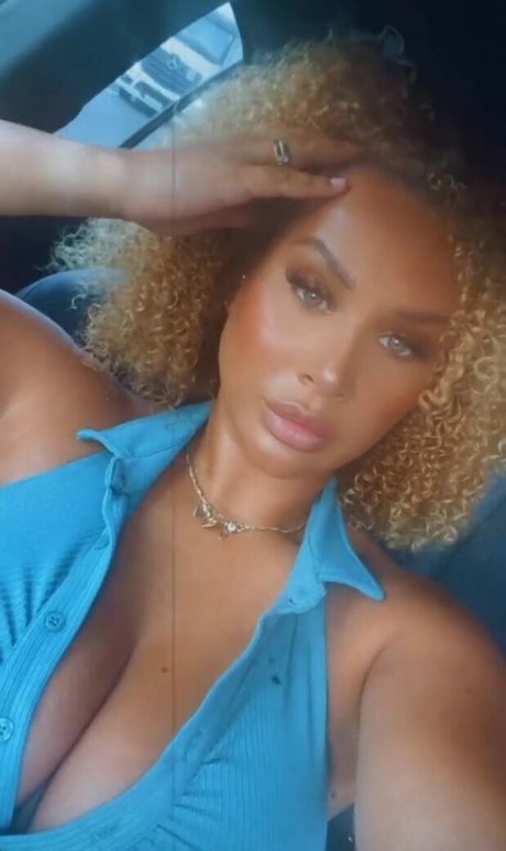 Georgina Seaman jolie étoile collection