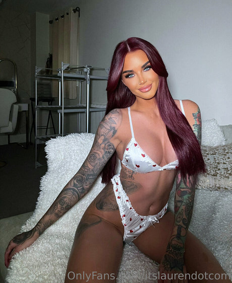 Itslaurendotcom modèle érotique photo