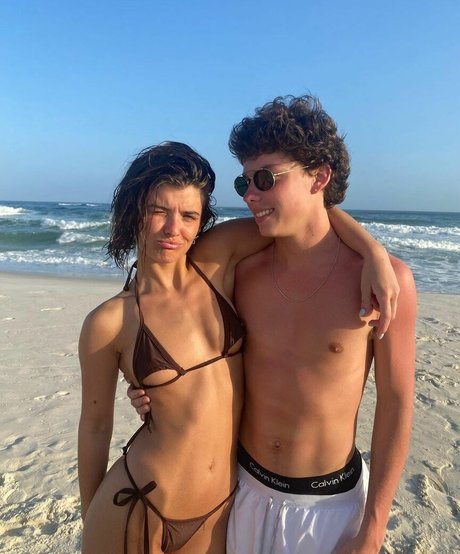 chatte parfaite onlyfans adulte chaud img