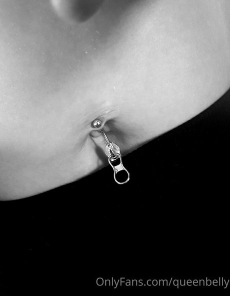 queenbelly modèle sexy image