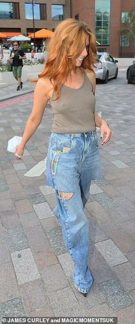 Stacey Dooley étoile chaude des photos