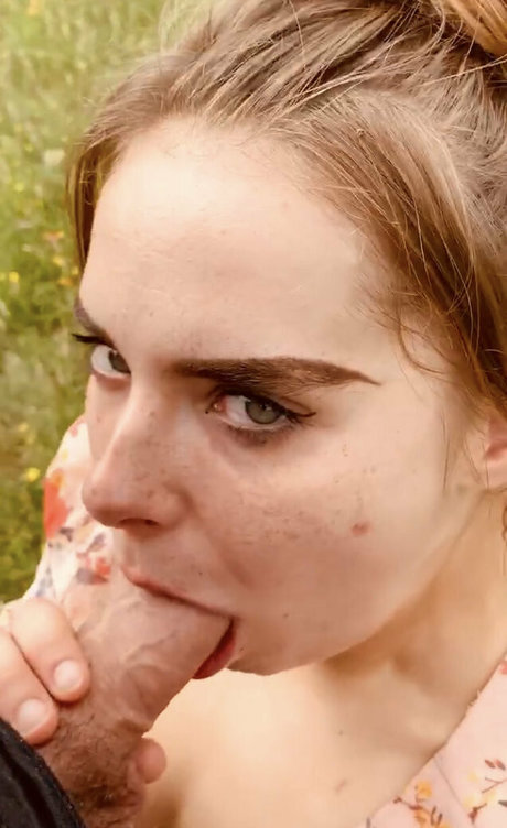 modèles uniquementfans exclusif parfait image