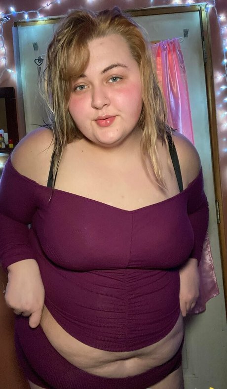 plussizebrattt2 modèle érotique archive