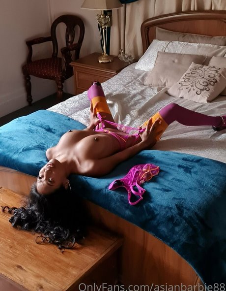 asianbarbie88 haut étoile img