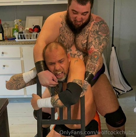 wolfcockchubs star du porno en haute qualité img