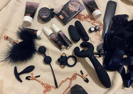 albayey modèle nu collection