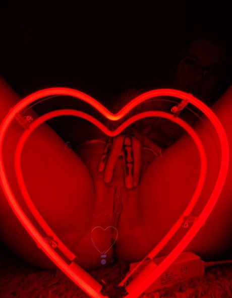 filles célèbres onlyfans beau nu photo