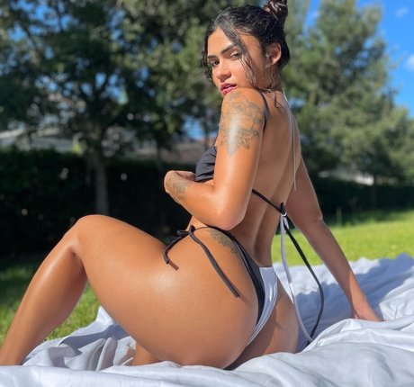 Ahlaninha actrice artistique galerie