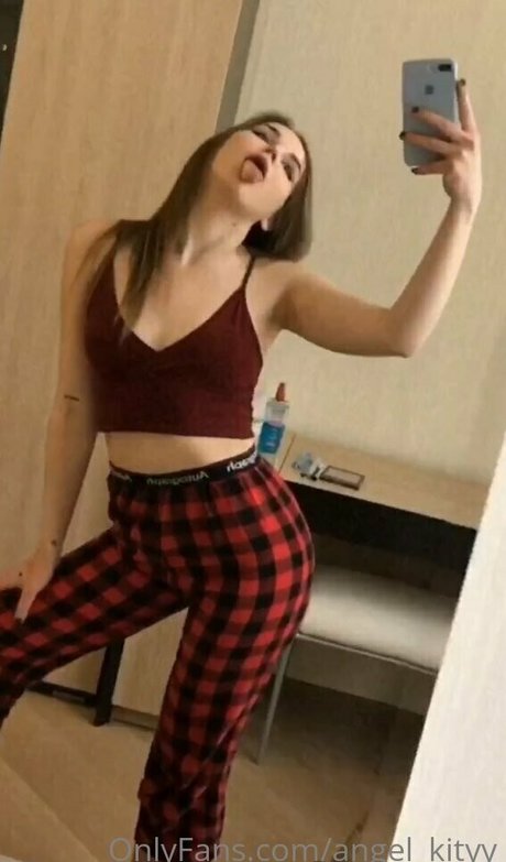 angel kityy actrice pornographique img