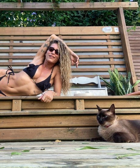 Maria Joana étoile adulte archive