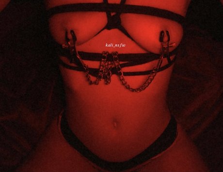 alix flux étoile de l'art galeries