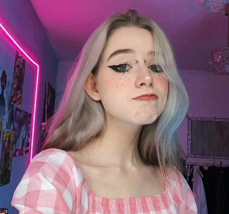 Opshi sexe star images