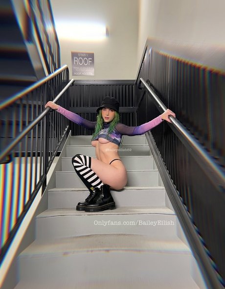 Bailey Eilish star du porno en haute qualité img