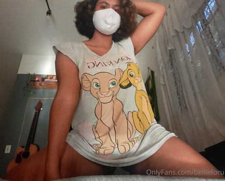 bellieforu star du porno chaude des photos