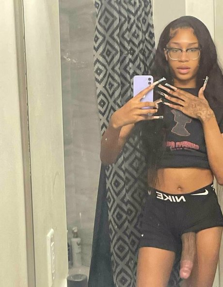 tstxkyodoll nus étoiles img