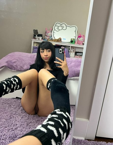 blonde aux gros seins onlyfans xxx nu archive