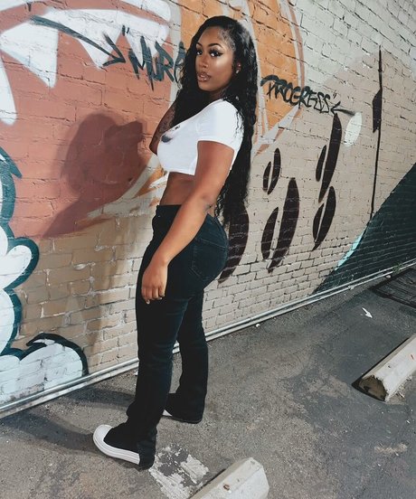 yoga asiatique uniquement pour les fans parfait exclusif photos