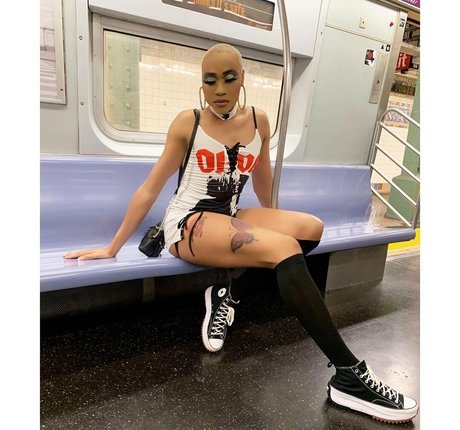 darirose nus star du porno image