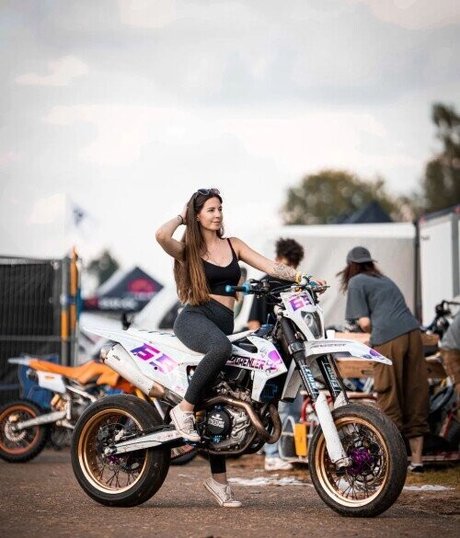 Sumozopfie actrice de nus images