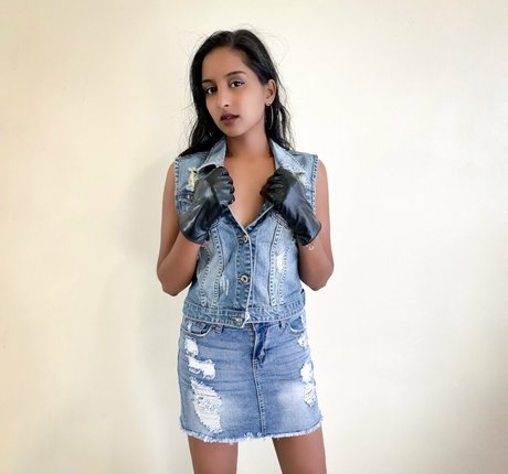 thequeentrish xxx star du porno image