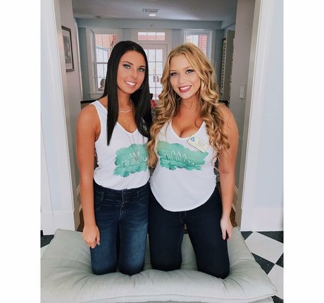 Amanda R joli modèle photos