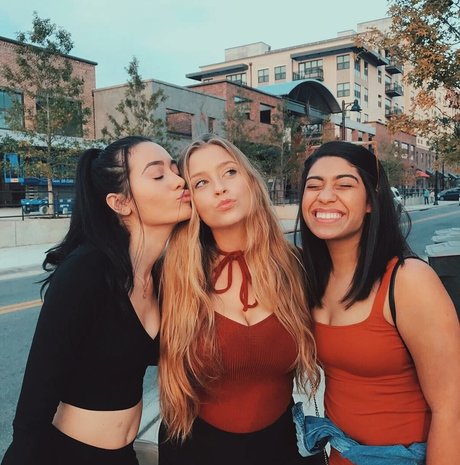 Amanda R étoile chaude img