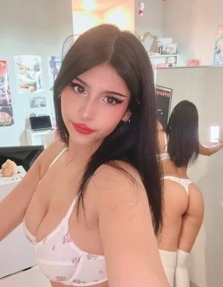 waifujuju meilleure étoile photo