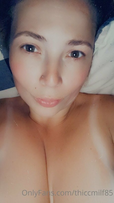 thiccmilf85 art de star du porno image