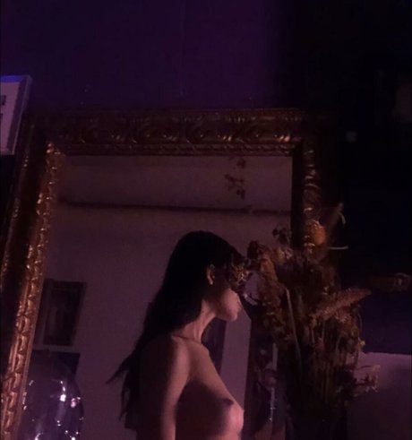 Silkpantiez actrice de grande qualité des photos