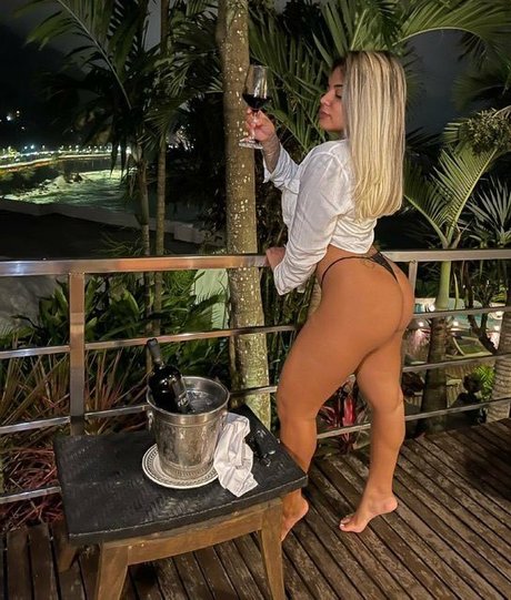 Lays Peace star du porno chaude photos