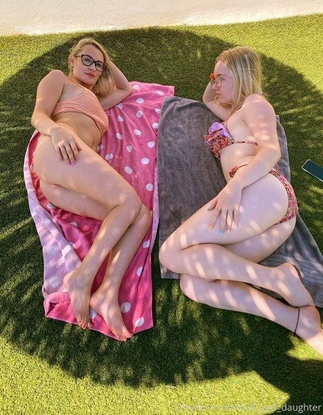 giclée mature uniquementfans hd photos