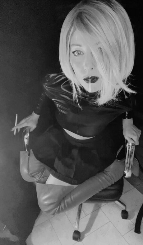 asmr xxx uniquementfans art exclusif archive