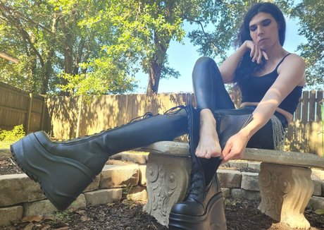 maemerciless star du sexe des photos