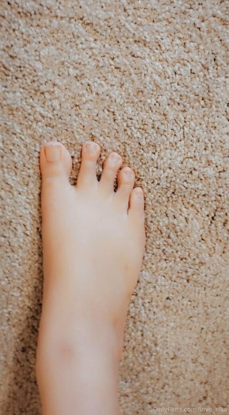 love rika modèle érotique image