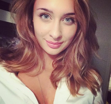 Emma Amelia star exclusive image