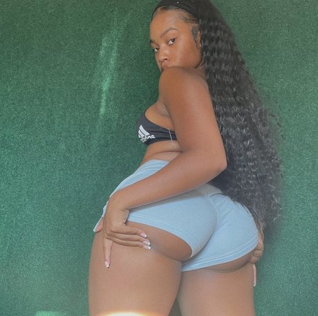 liamirandalinzy actrice libre galeries