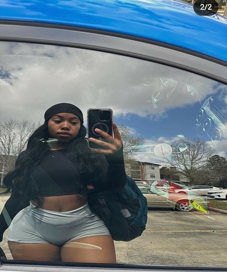 liamirandalinzy étoile nue archive