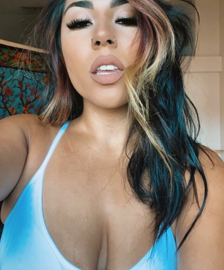 gabrielamal_ étoile exclusive des photos