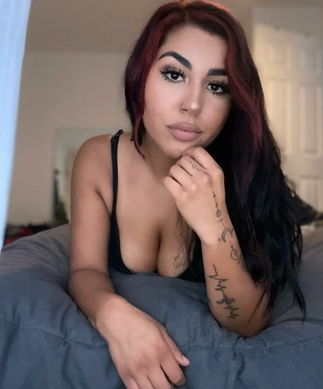 gabrielamal_ actrice de nus galeries