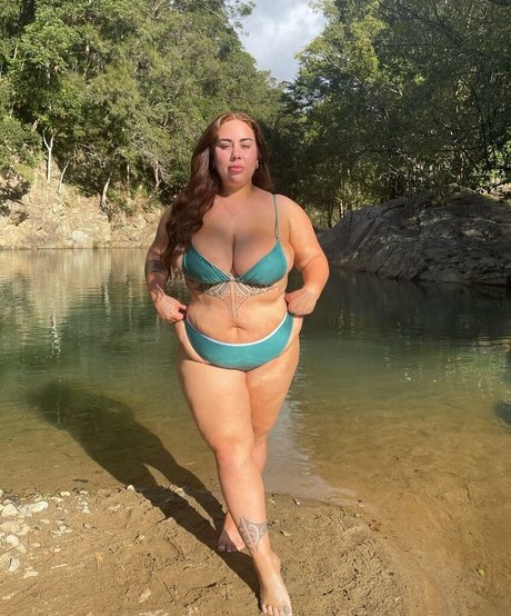 Antonia Waerea Adams haut étoile collection