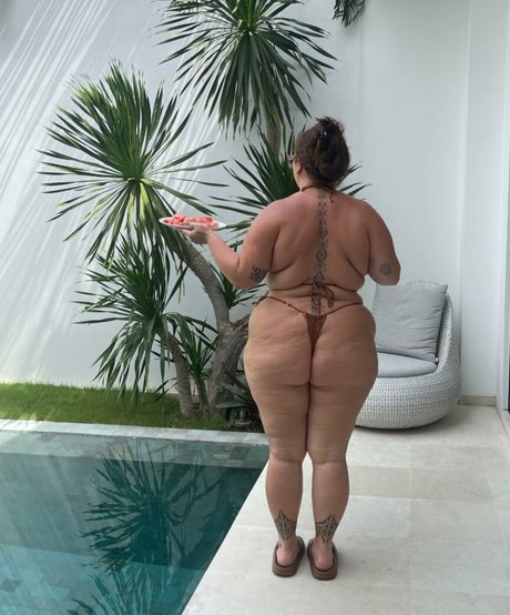 Antonia Waerea Adams étoile de l'art img