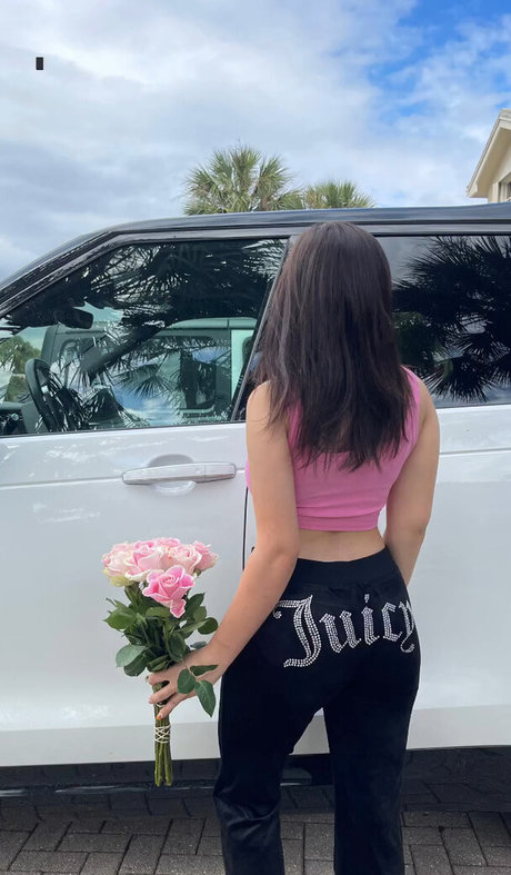 Emiliee Russo étoile parfaite des photos