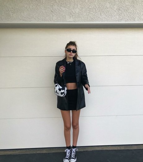 Emiliee Russo star du porno de haute qualité photos