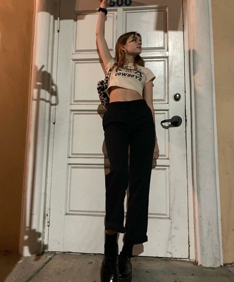 Emiliee Russo modèle de haute qualité photos