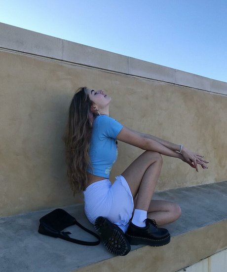 rousse aux gros seins onlyfans sexe de haute qualité image