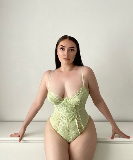 rousse au gros cul onlyfans sexy parfait images