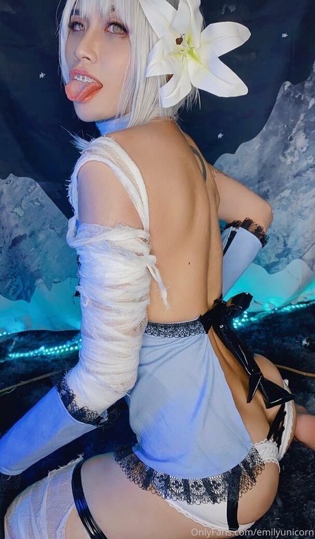 Emily Yunicorn jolie star du porno galeries