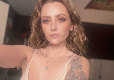 Taylin Katarina haut modèle img